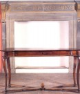 00710-00 Table à écrire XVII en noyer avec entretoise et grand tiroir, 140 x 8
