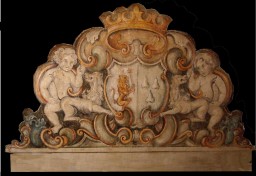 01210-00 Tête de lit décoré avec putti et blason 180 x h 170 cm